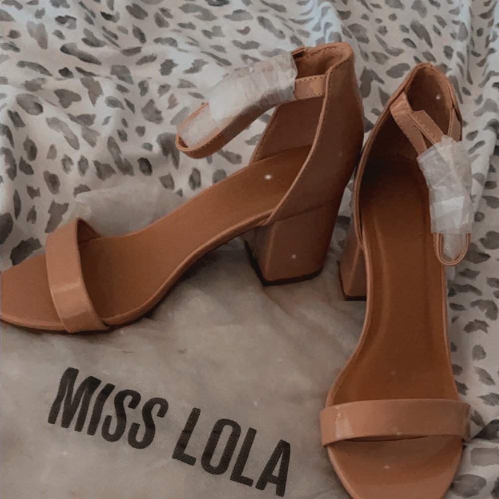 Nude heels